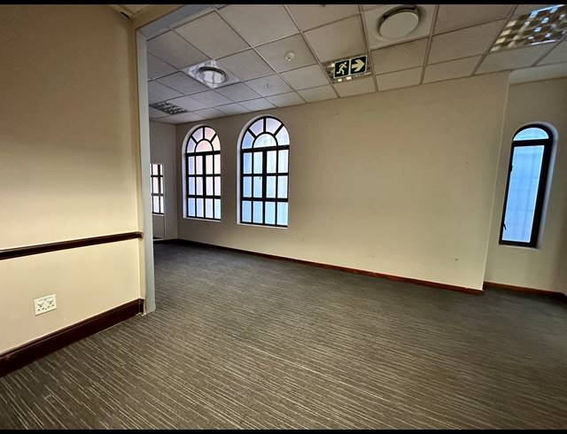 288M² OFFICE TO LET IN ROSEBANK